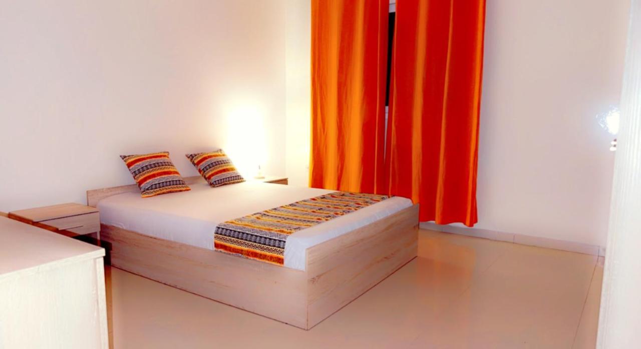 Yelow Home Дакар Екстериор снимка